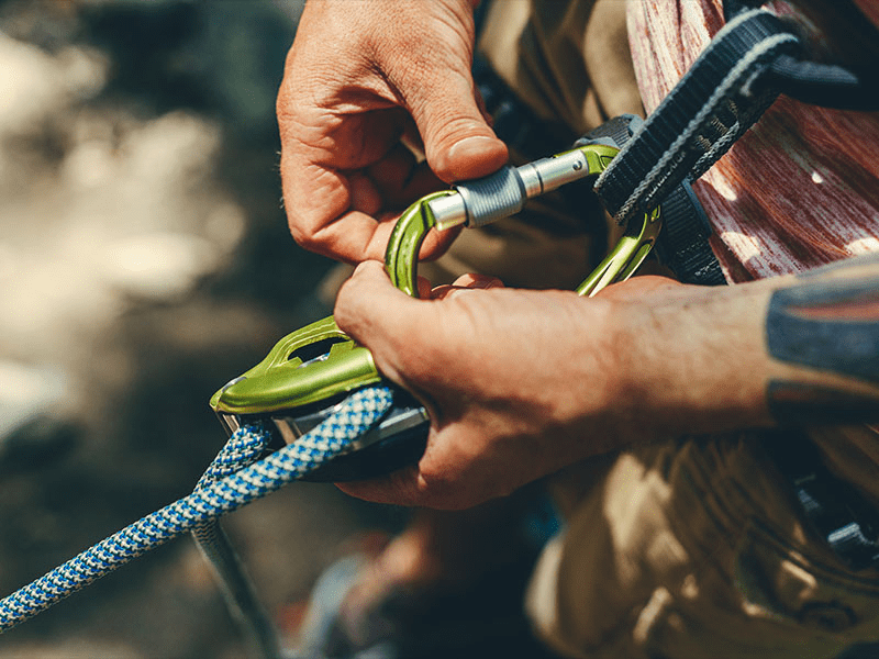tri lock carabiner